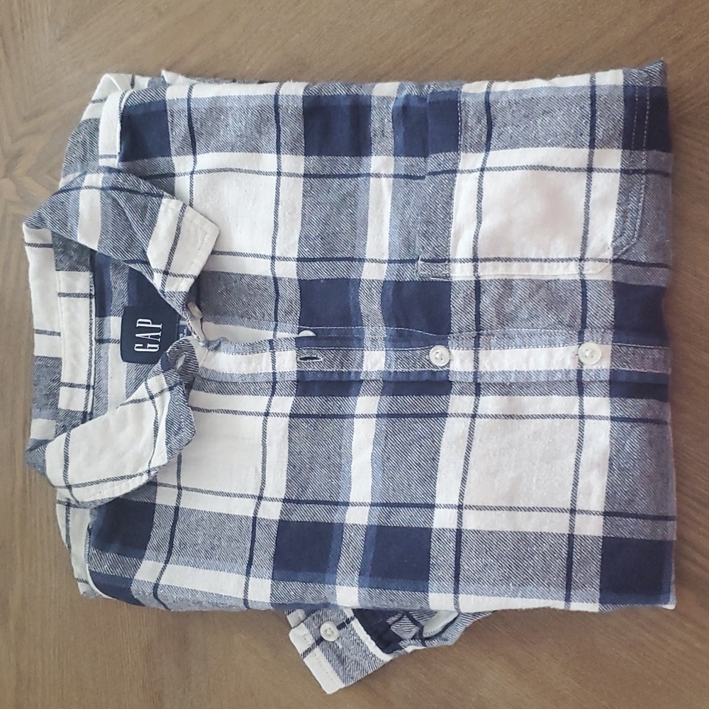 Blue and white Gap Flannel size Small